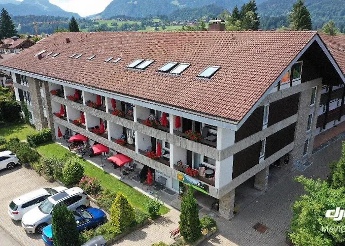 Zickenstueble B19 Montana Haus *